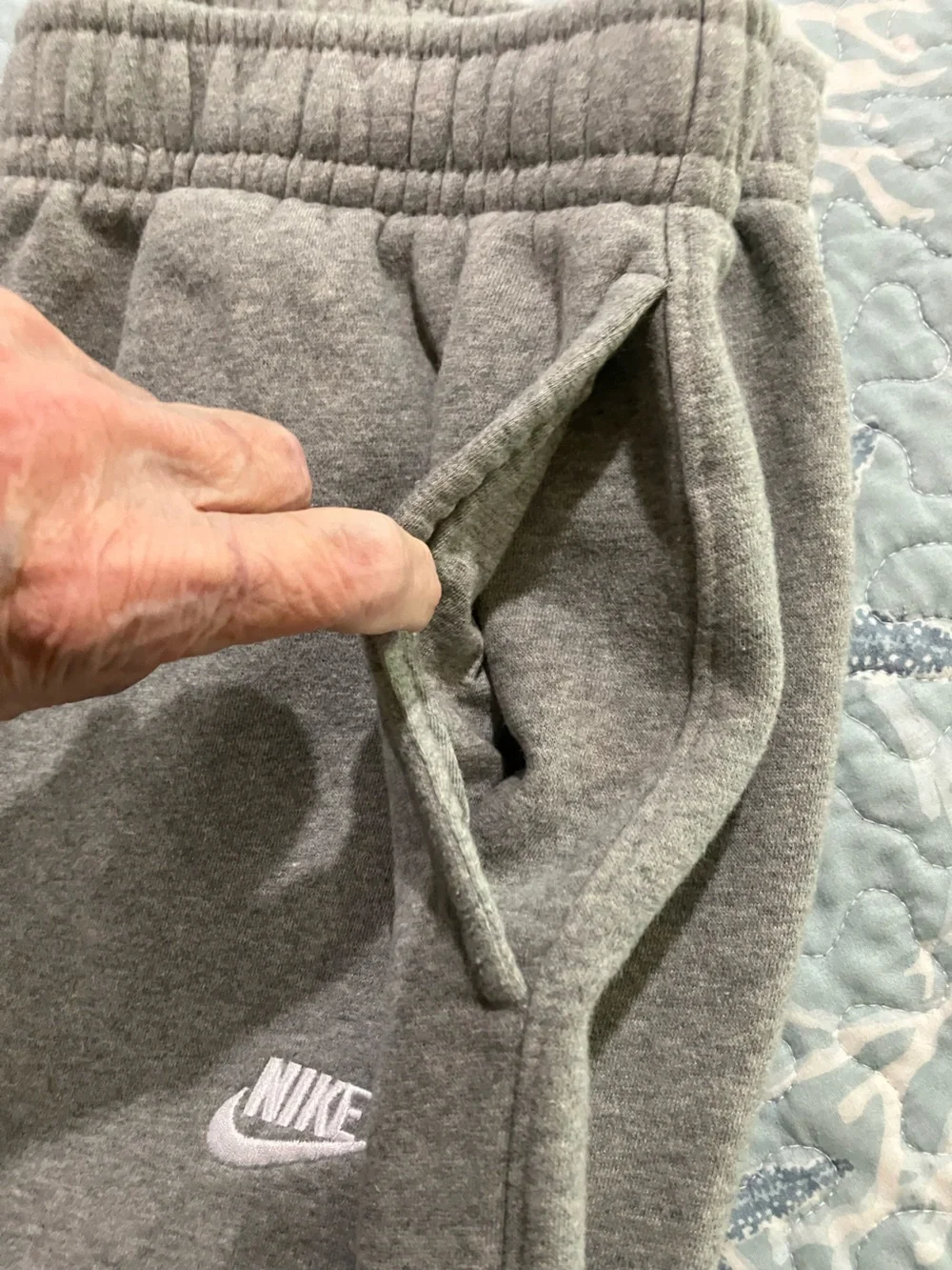 Nike adult XL joggers